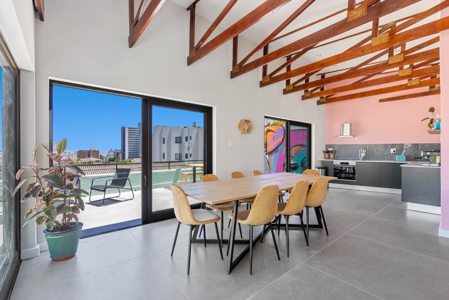 4 Bedroom Property for Sale in Sea Point Western Cape